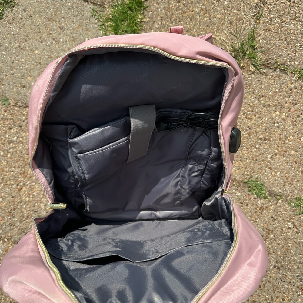 Lovevook laptop back pack - Picture 4 of 8